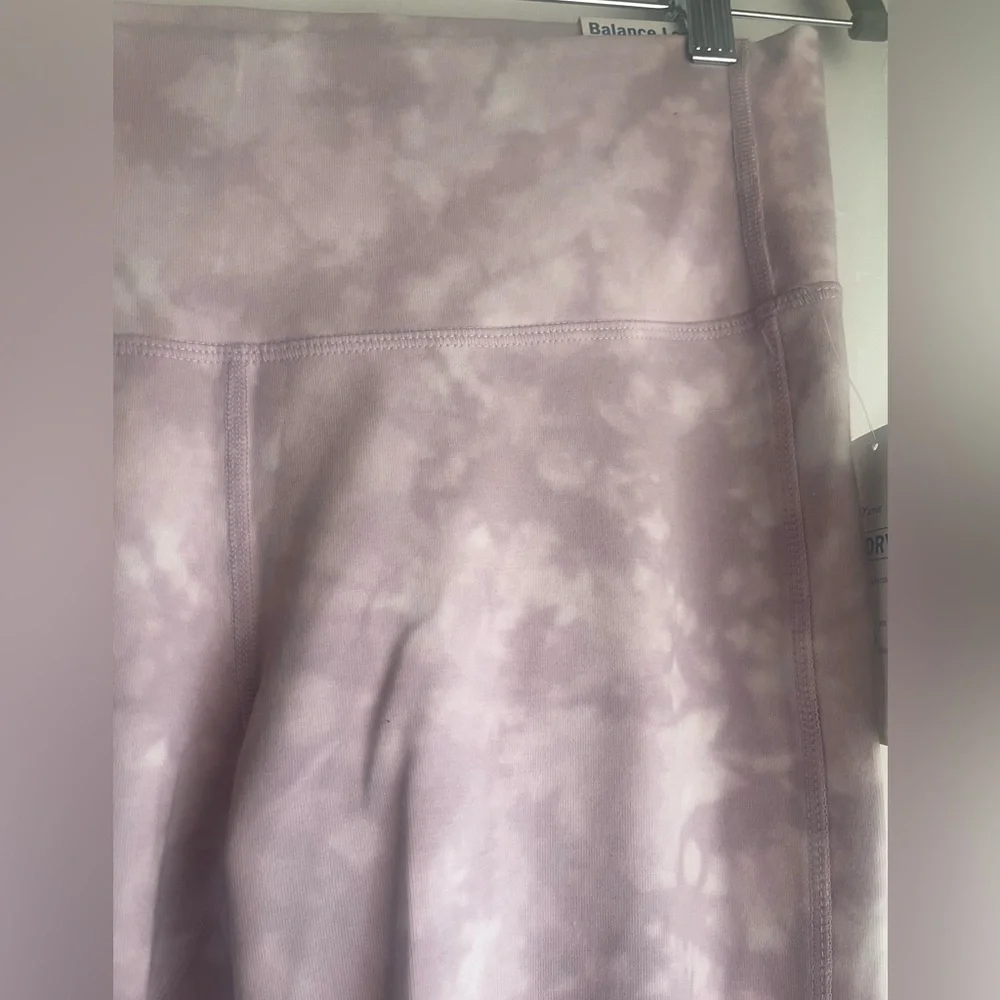 Old Navy Active Large Legging Medium‎ tops - Picture 6 of 13